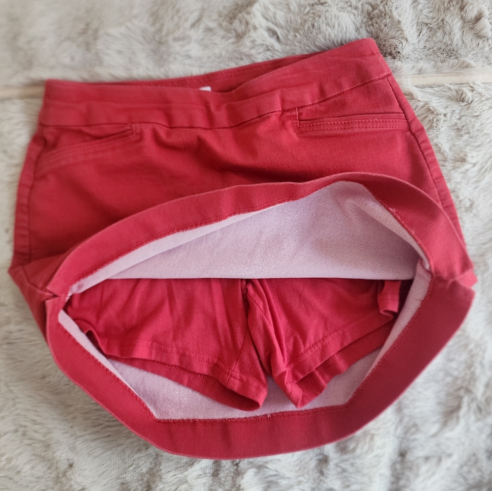 Women's Red Croft & Barrow Stretch Skort, Size 8 Regular - Picture 3 of 9